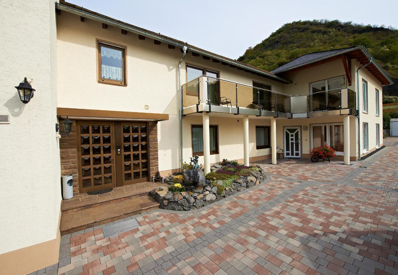 Hotel & Restaurant Krone Kestert Exterior foto